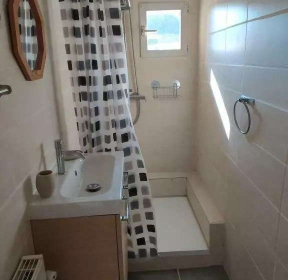 ベッドアンドブレックファースト Avol D Oiseau