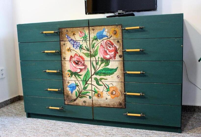 住宿加早餐 Bendovský Dvůr