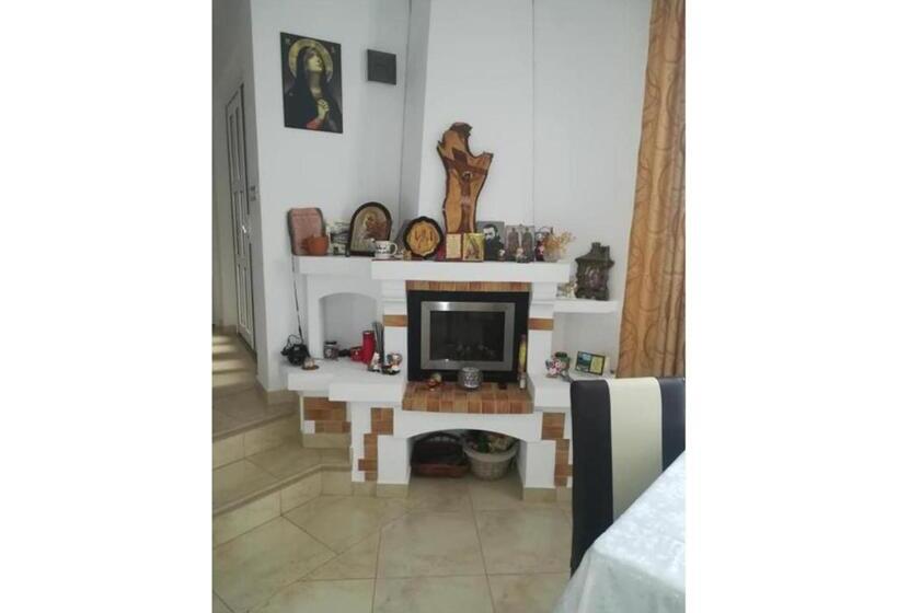 住宿加早餐  Casa Savu Secaria