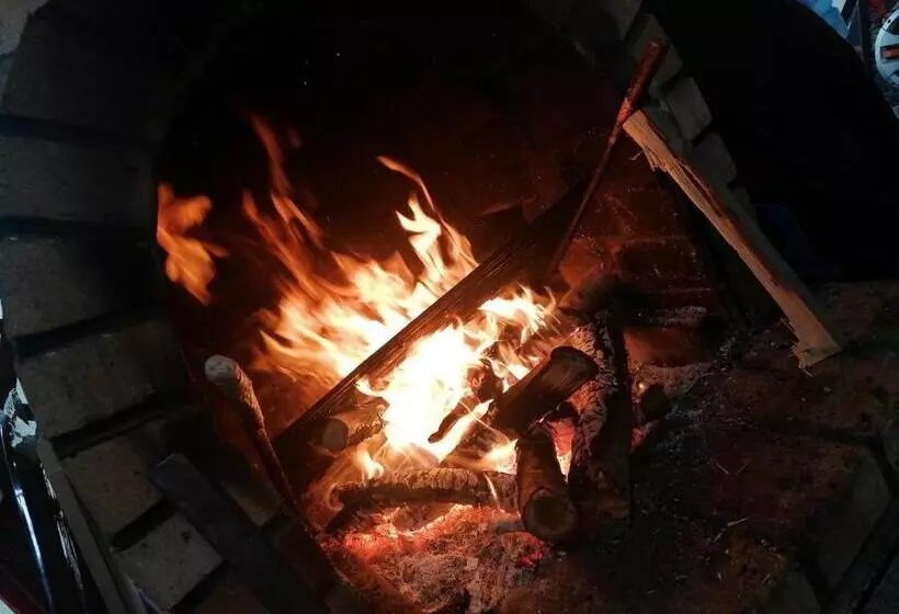 Aamiaismajoitus (B&B) Casa Savu Secaria