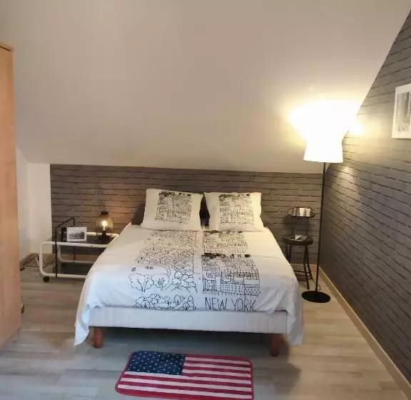 ベッドアンドブレックファースト Chambre De L Orée Du Bois