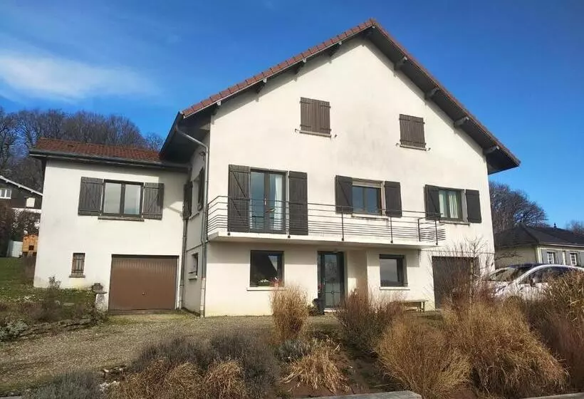 ベッドアンドブレックファースト Chambre De L Orée Du Bois