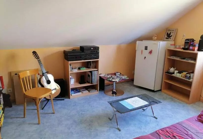 ベッドアンドブレックファースト Chambre De L Orée Du Bois