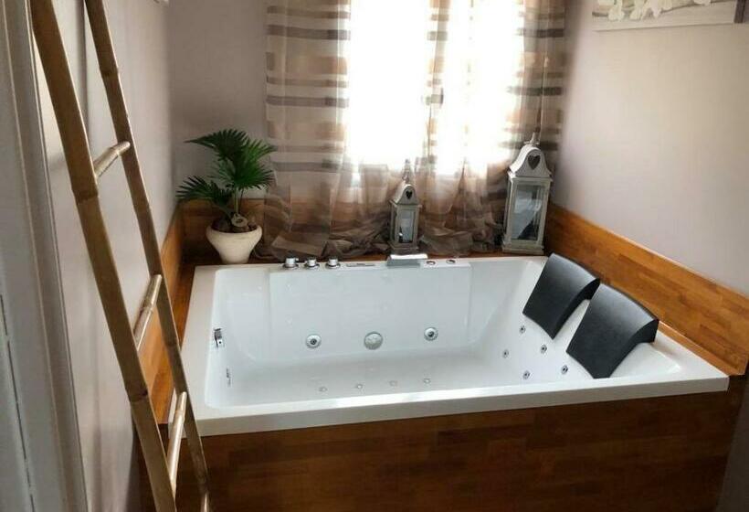 Bed and Breakfast La Suite Des Charmelines