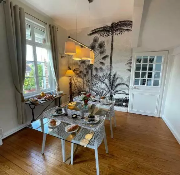 ベッドアンドブレックファースト Le Logis D’anne Sophie