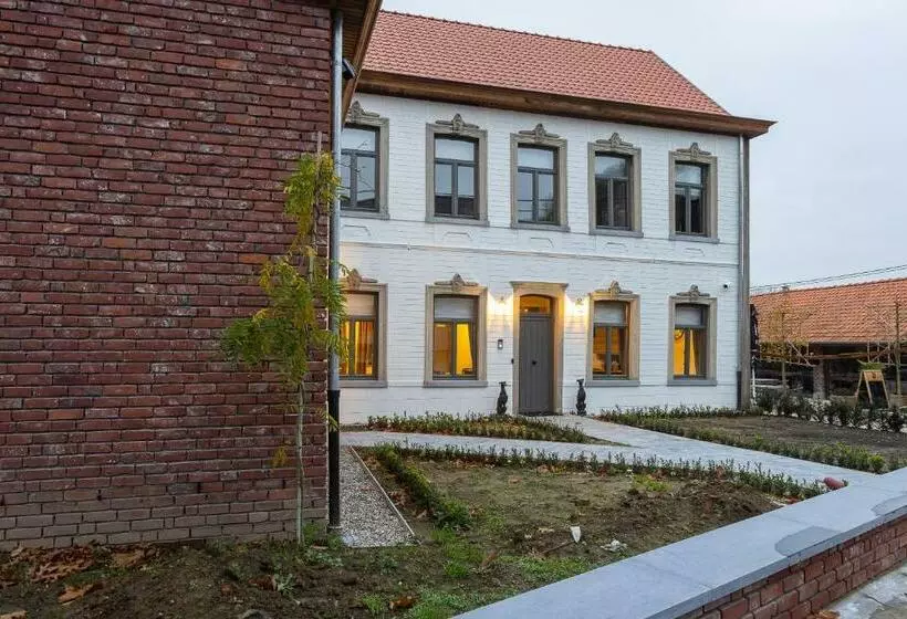 Aamiaismajoitus (B&B) T Verschil