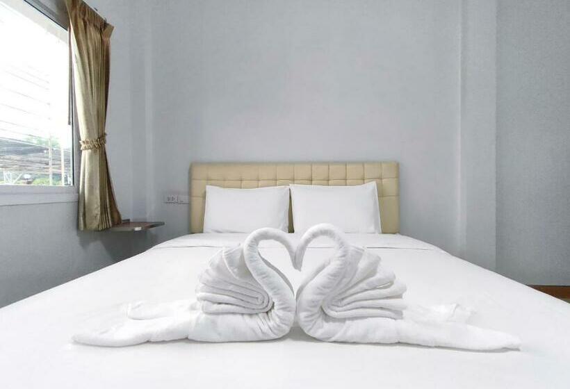 Hotel โรงแรม ปาล์มเพลส