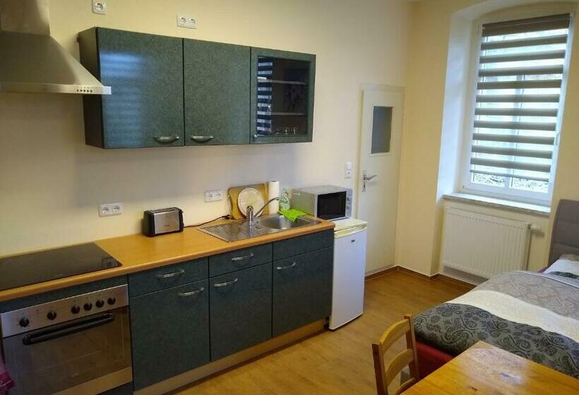 Отель Ferienwohnung Schleich