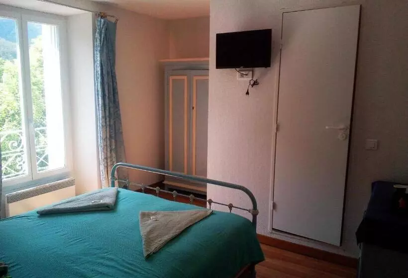 Hotelli Le Relais Des Cavaliers