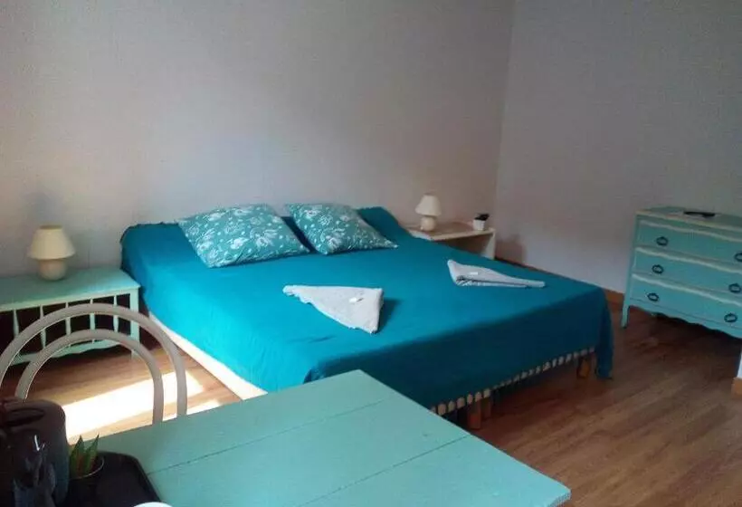 Hotelli Le Relais Des Cavaliers