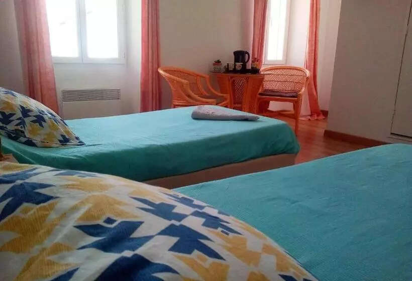 Hotelli Le Relais Des Cavaliers