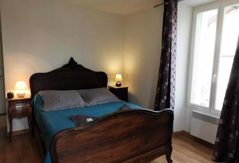 Hotelli Le Relais Des Cavaliers