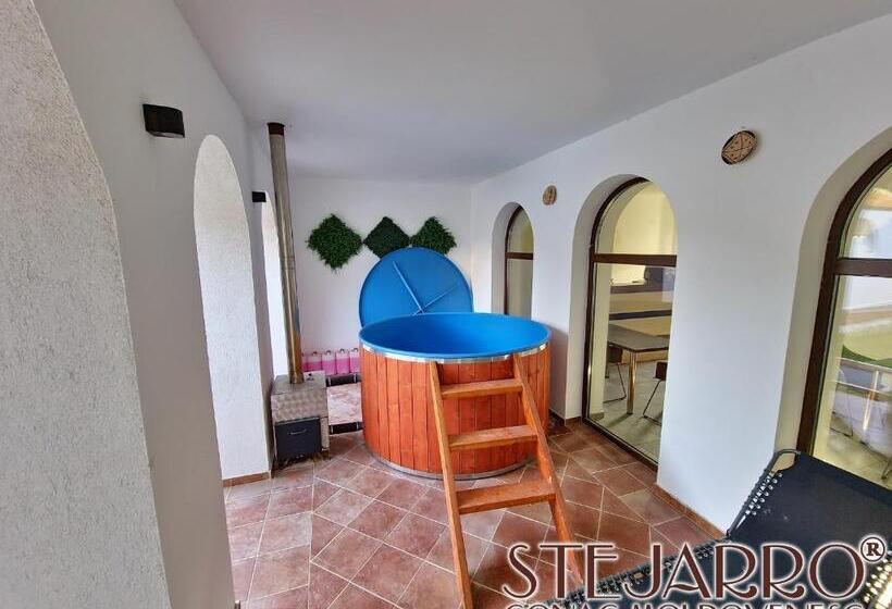 Hotel Stejarro Conac Moldovenesc