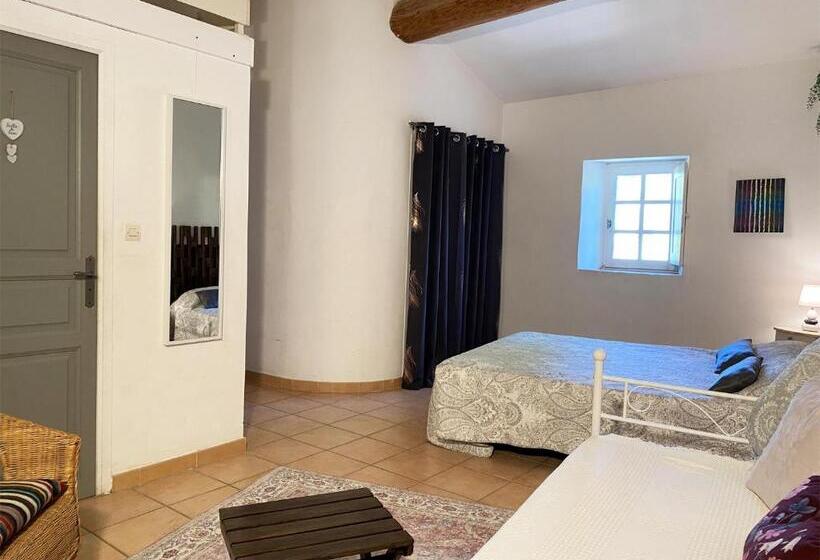 Orangerie De Cardet Maison D Hôtes B&b