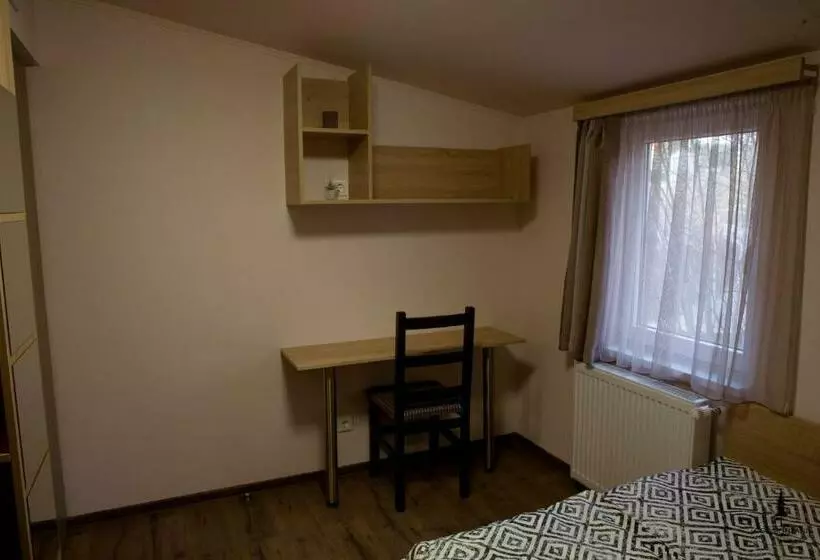 Majatalo Casa De Oaspeți Csomortáni Vendégház