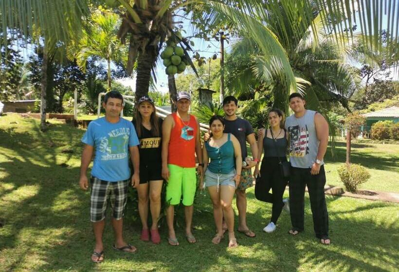 ペンション Hostal Y Restaurante Los Tecales