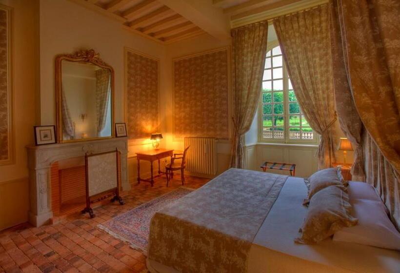 بنسيون Le Château D Hauterives