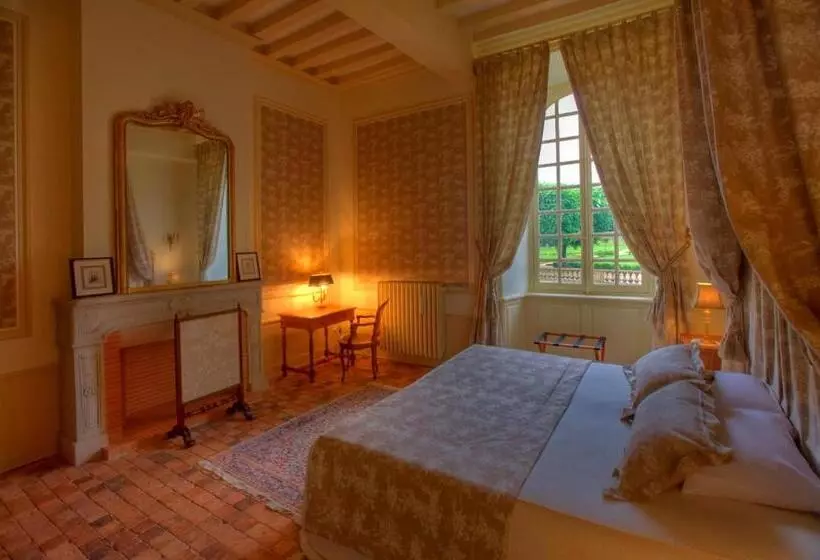 ペンション Le Château D Hauterives