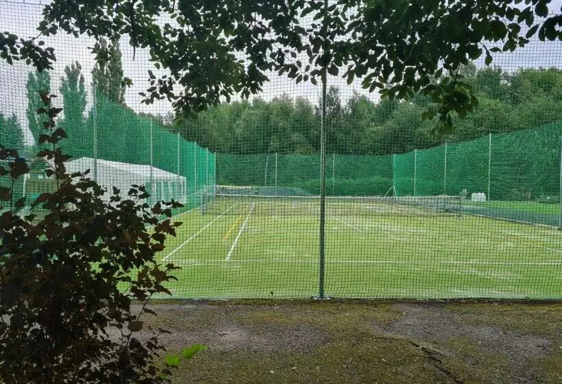 Majatalo Penzion A Hospůdka U Anny