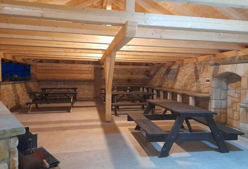 بنسيون Penzion Na Farmě