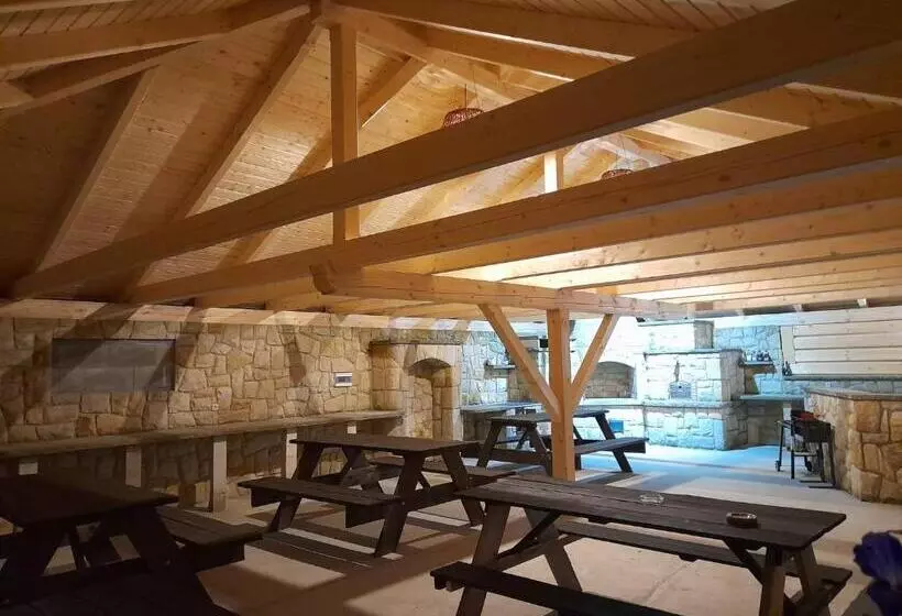 Majatalo Penzion Na Farmě