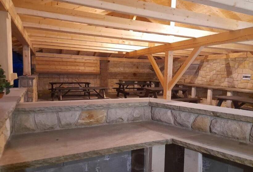 بنسيون Penzion Na Farmě