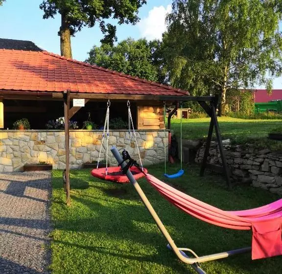 Majatalo Penzion Na Farmě