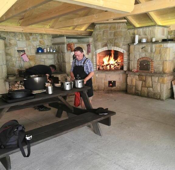 بنسيون Penzion Na Farmě