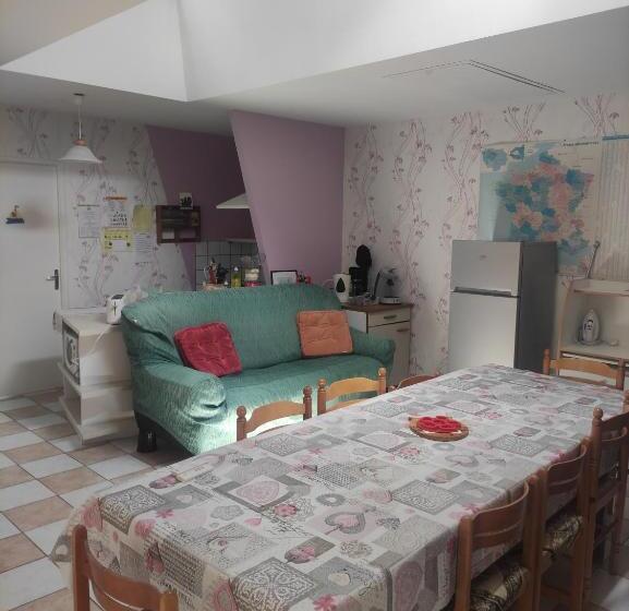 بنسيون Poirson Thiery