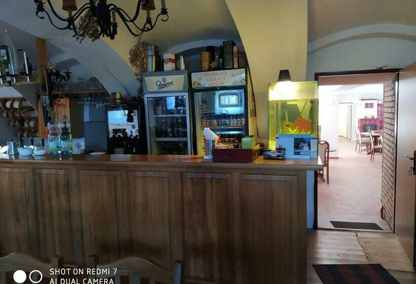 פנסיון Soukromá Rezidence Pohádková Usedlost Lovětín