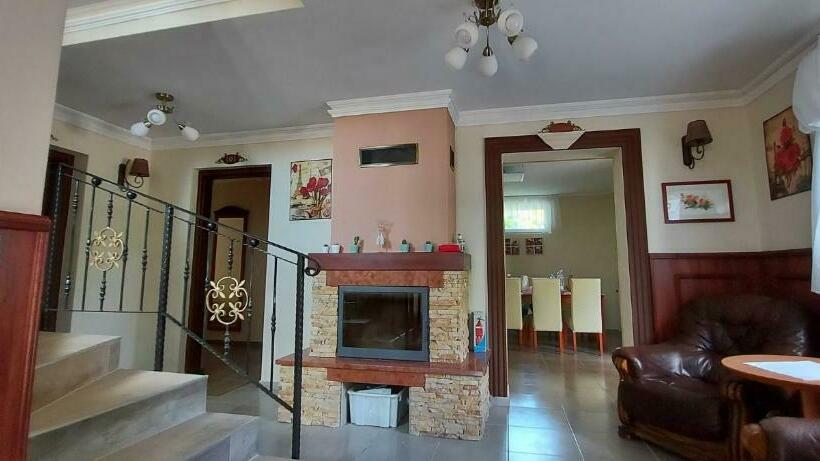 פנסיון Villa Vérteskacsa