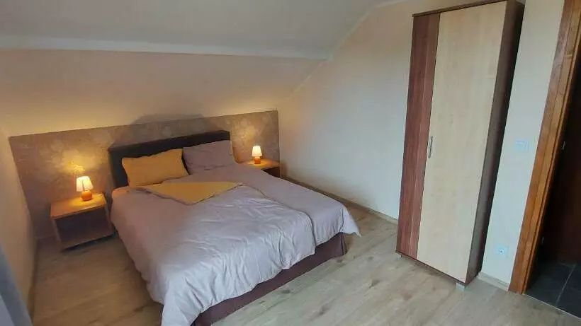 ペンション Villa Vérteskacsa