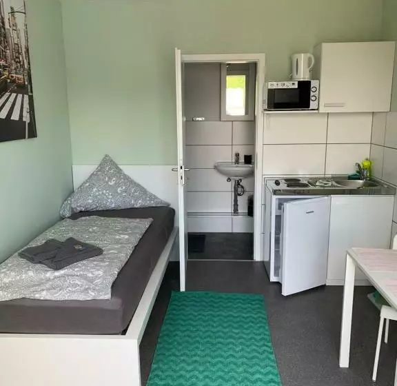 Ullis Pension Für Monteure & Handwerker