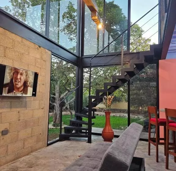 Retkeilymaja Saak Luúm Ruta Puuc