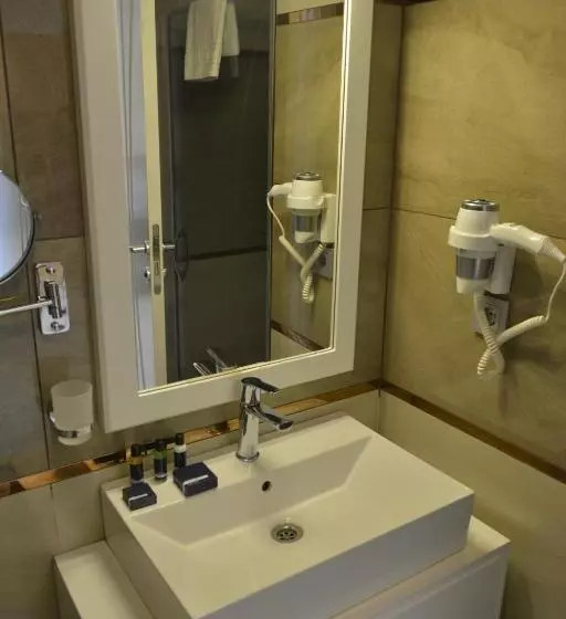 ベッドアンドブレックファースト Anemon Kent Mersin Otel