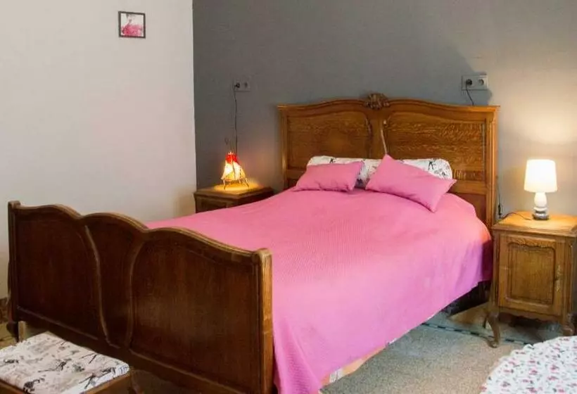 Aamiaismajoitus (B&B) B And B Comme Chez Soi