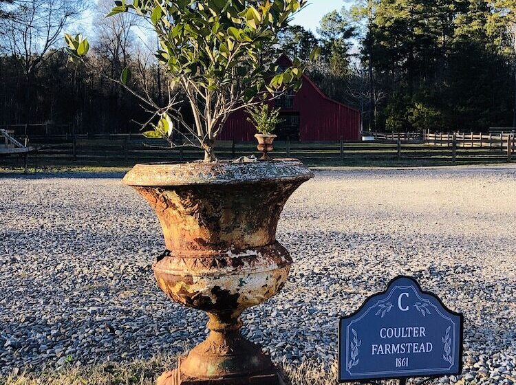 مبيت وإفطار Coulter Farmstead