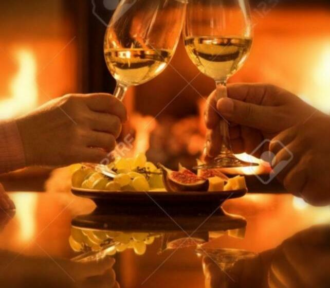 Bed and Breakfast Jacuzzi Massage En Duo, Bouteille De Vin Offerte