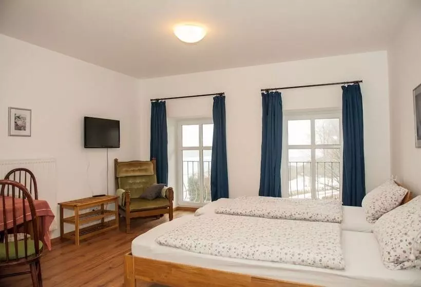 ベッドアンドブレックファースト Landgasthof Witten