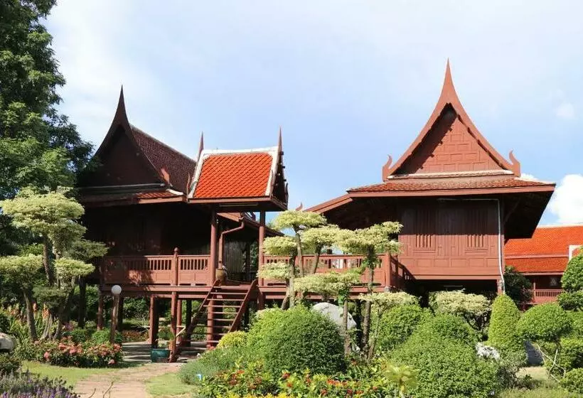 ホテル บ้านไทยรีสอร์ท