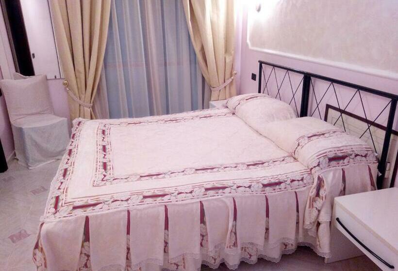 ホテル Al Querceto