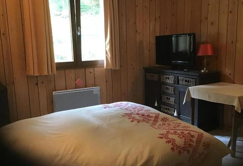 酒店 Hôtel Restaurant La Fourmi