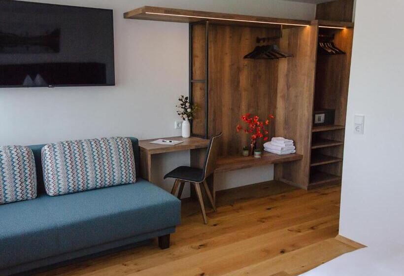 בית מלון כפרי Mitten In Der Welt   Gh Roither