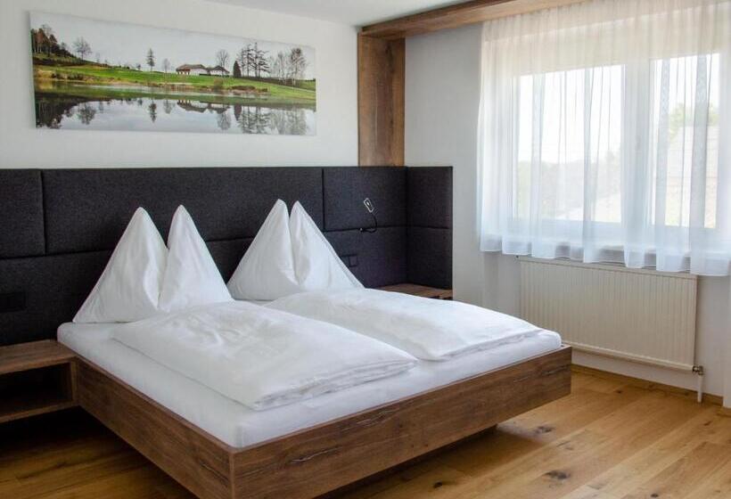 בית מלון כפרי Mitten In Der Welt   Gh Roither