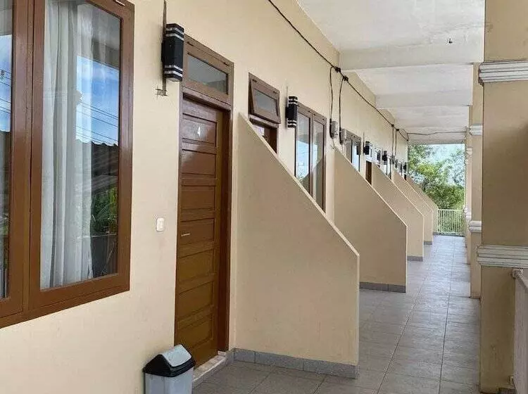 ホテル Oyo 90960 Putih Salju Homestay Syariah