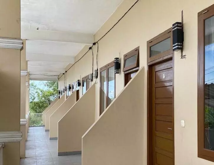 ホテル Oyo 90960 Putih Salju Homestay Syariah