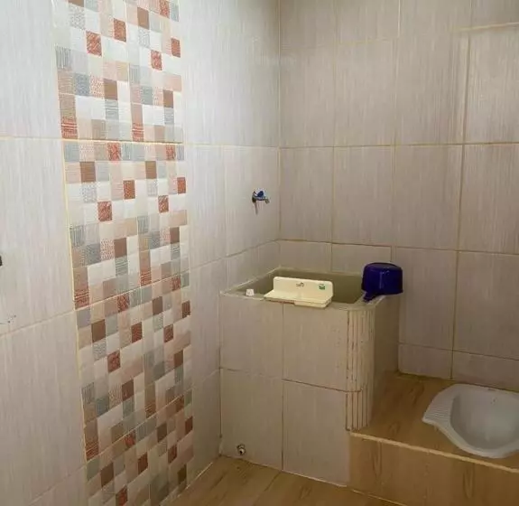 ホテル Oyo 90960 Putih Salju Homestay Syariah