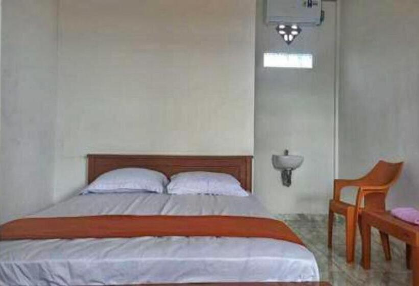 ホテル Oyo 90960 Putih Salju Homestay Syariah