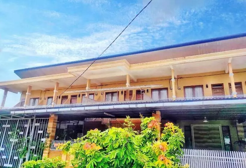 ホテル Oyo 90960 Putih Salju Homestay Syariah