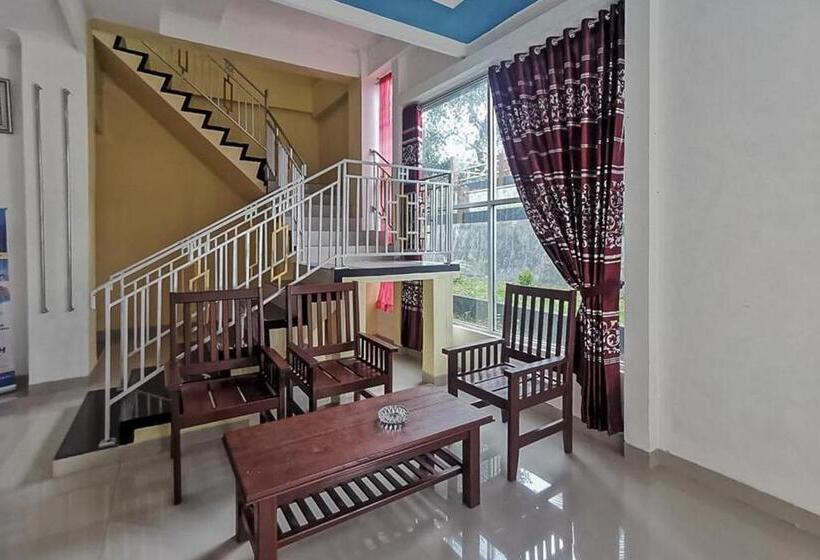 בית מלון כפרי Reddoorz Near Kantor Walikota Bontang